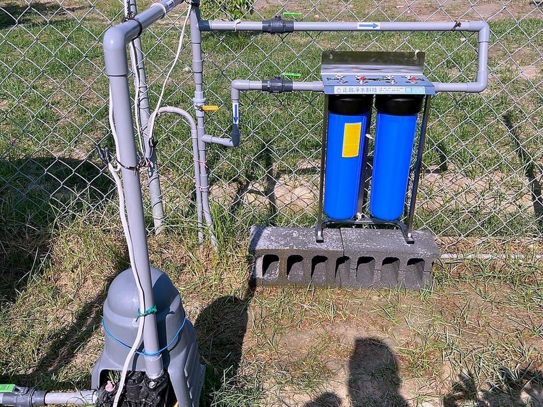 田邊的雙道全戶式濾水器，配管從上方接入